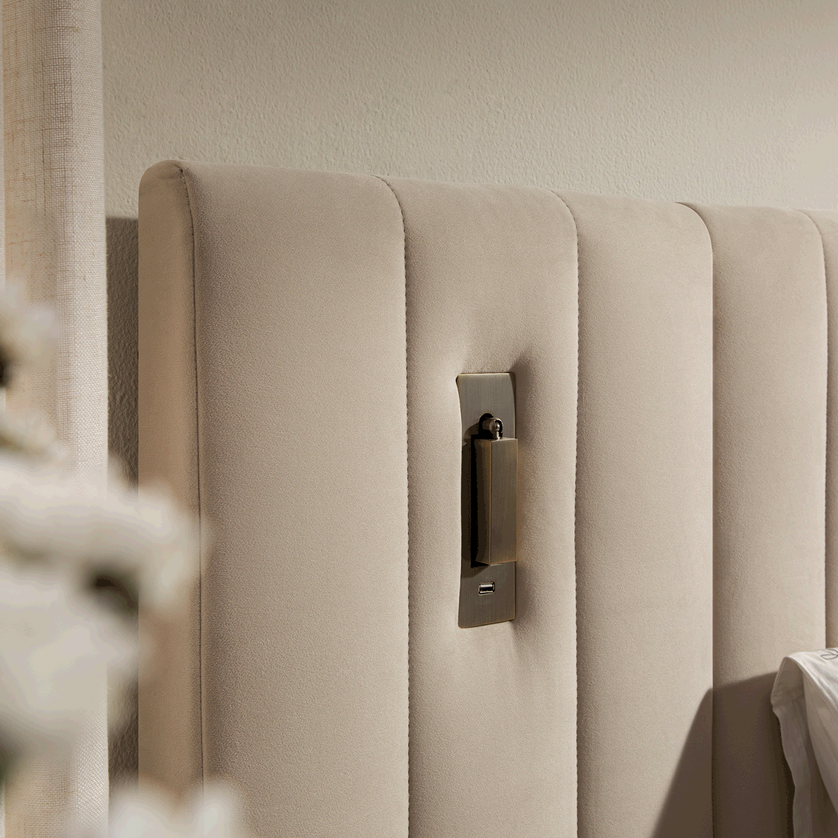 Tremezzo Oversized Ottoman Storage Bed in Champagne Velvet