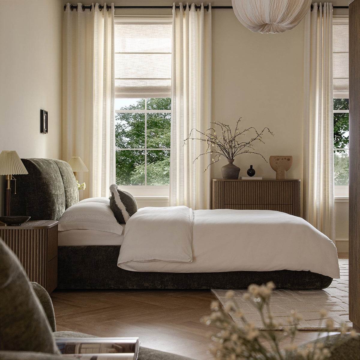 Thera Pillow Headboard Upholstered Bed in Moss Green Chenille