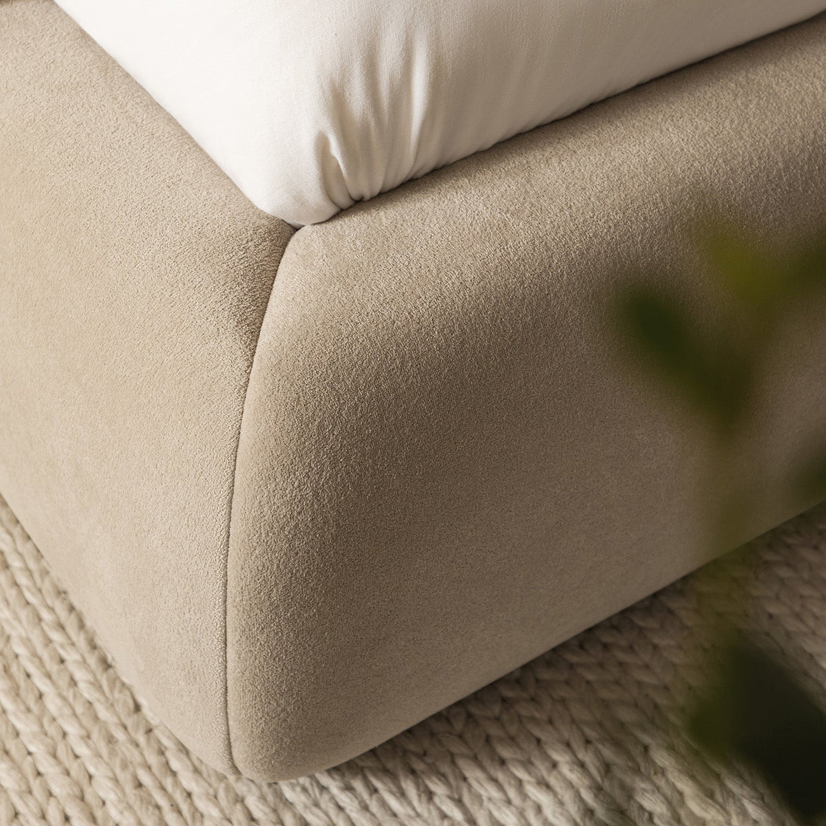 Thera Pillow Headboard Upholstered Bed in Fawn Chenille