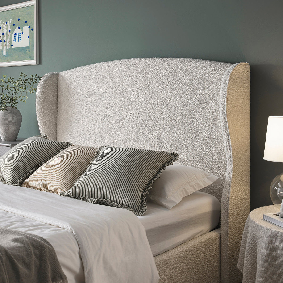 Kimberly Winged Upholstered Storage Bed in Ecru Boucle