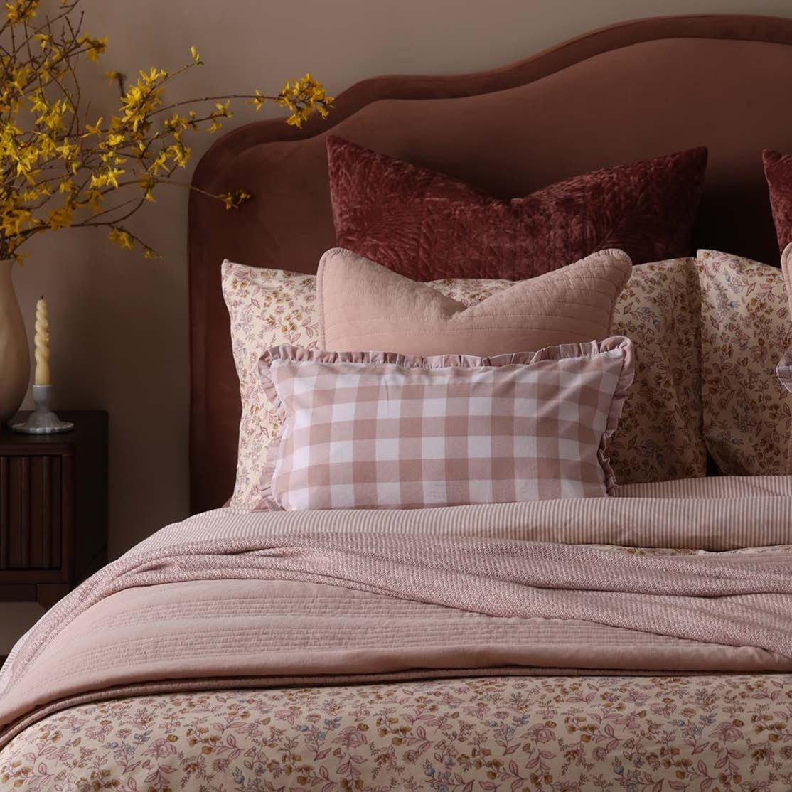 Wiltshire Ottoman Storage Bed - Mauve — view 8